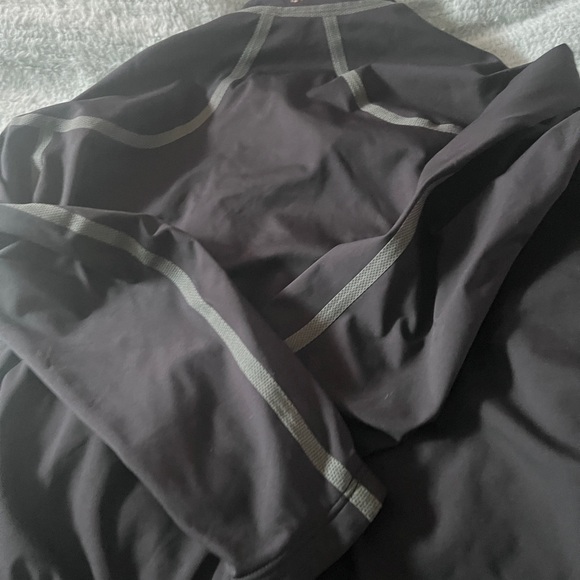 Mountain Hardwear Black Performance Jacket - Picture 12 of 14